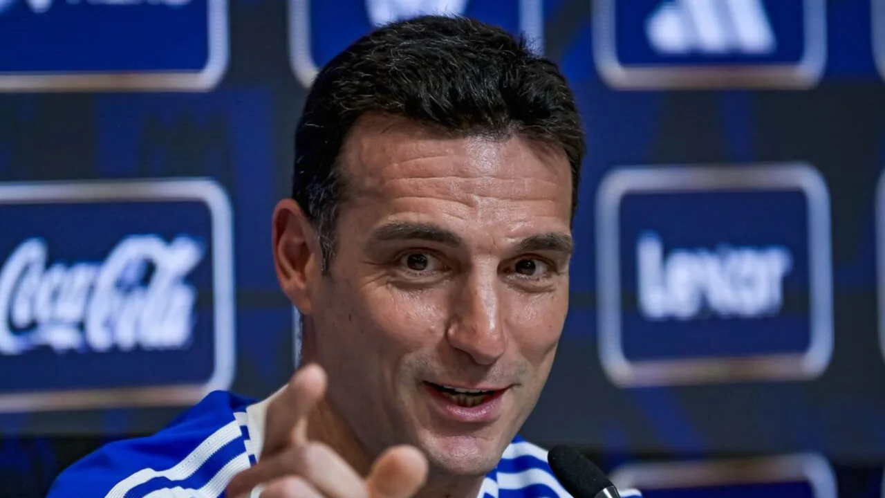 Scaloni admite dúvidas antes da convocação da Argentina