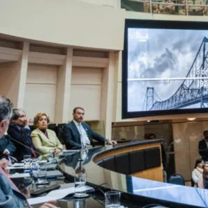 Sessão especial da Alesc celebra 100 anos da Ponte Hercílio Luz |  Foto: Bruno Collaço/Agência Alesc