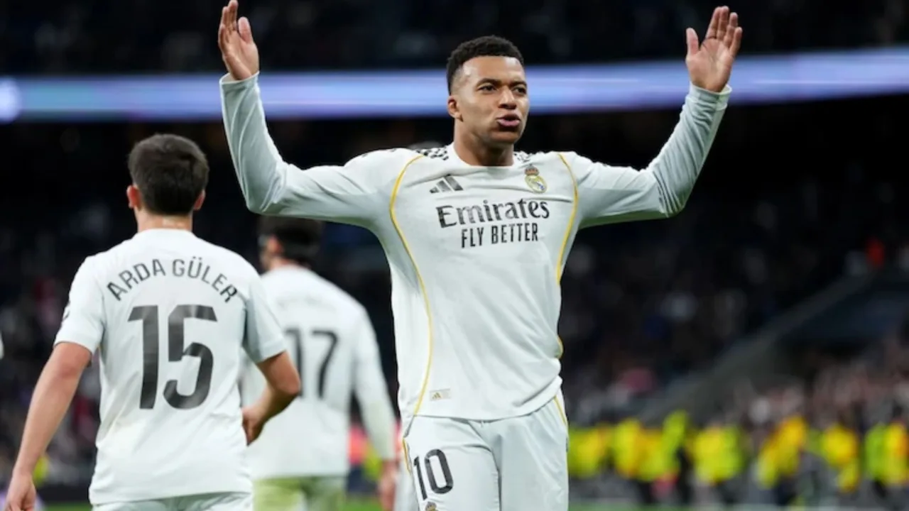 Torcida do Real Madrid faz petição pela saída de Mbappé