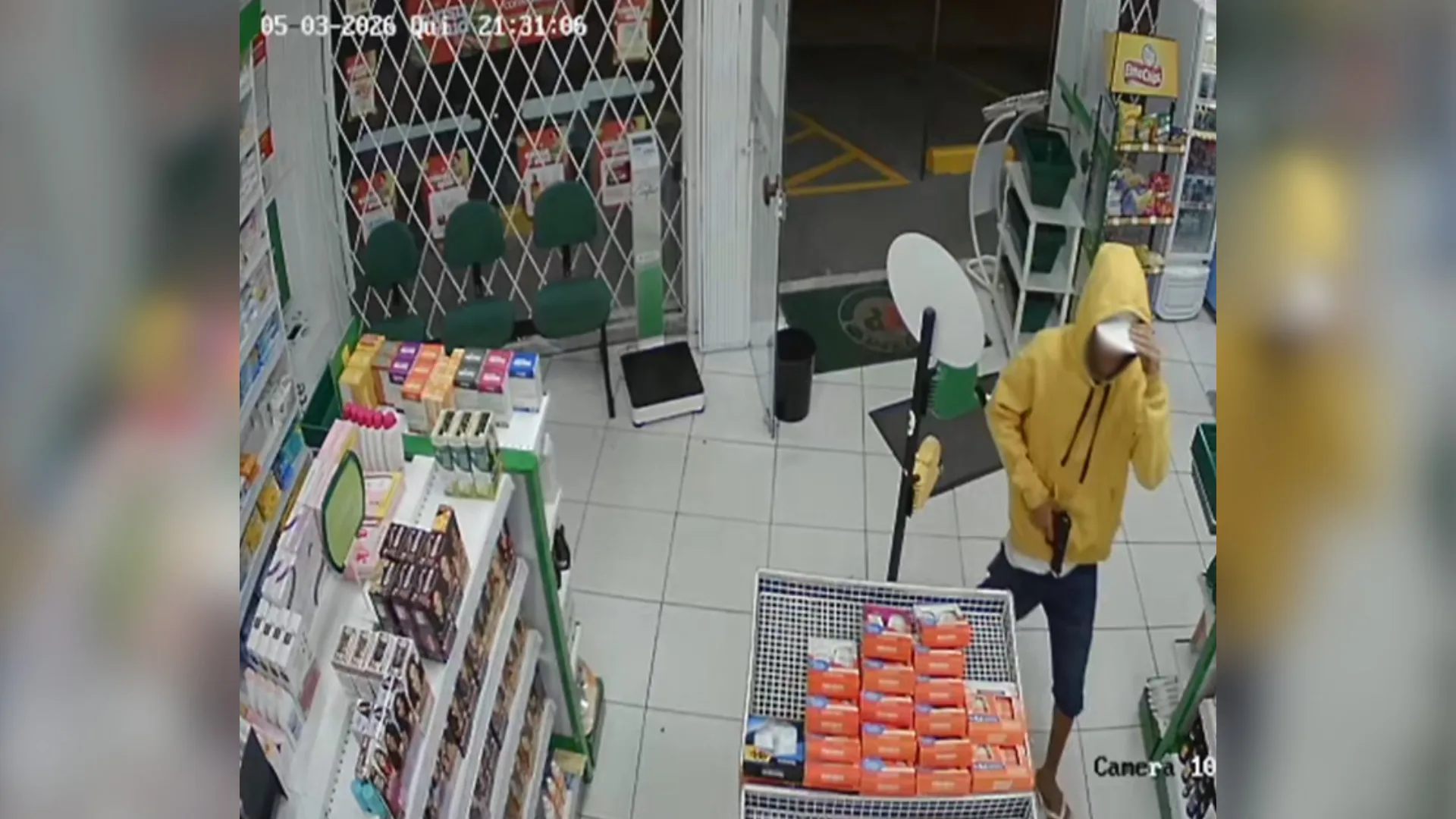 VÍDEO homem é preso por série de roubos em Joinville
