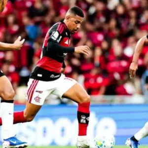 Vasco arranca empate no último lance contra o Flamengo em clássico eletrizante