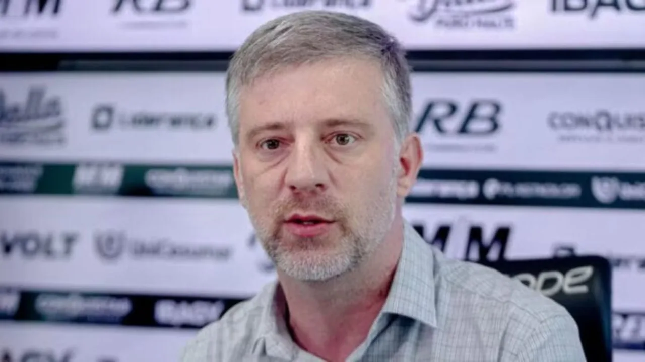 Crise no Figueirense derruba Daniel Kaminski