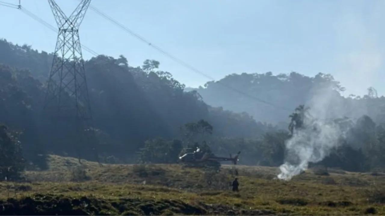 helicóptero cai e atinge rede elétrica em Pomerode