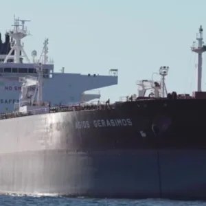 Acordo entre EUA e Irã derruba petróleo, mas preço segue alto.| Foto: Reprodução SBT News / Divulgação