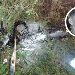 Adolescente que morreu em batida entre carro e moto na BR-282 é identificado