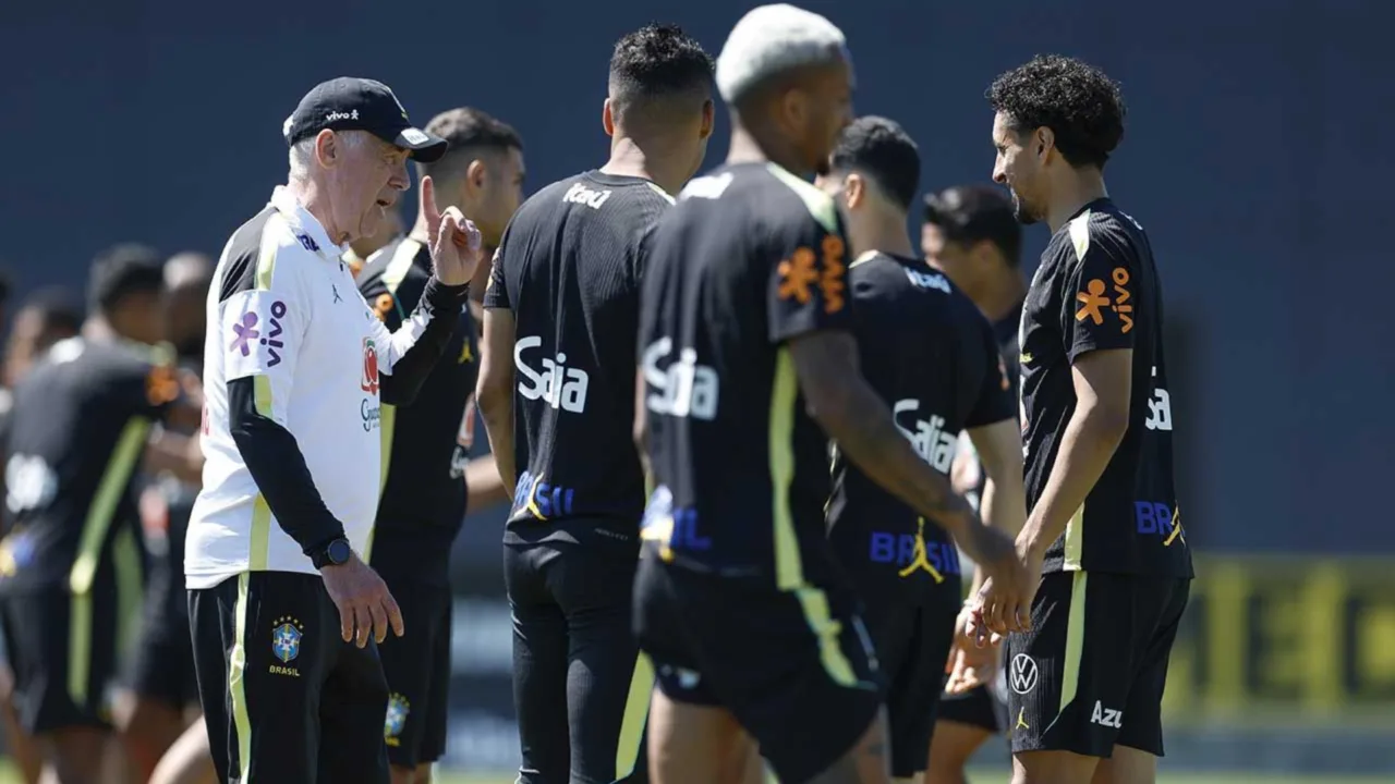 Ancelotti deve repetir time do Brasil contra o Japão