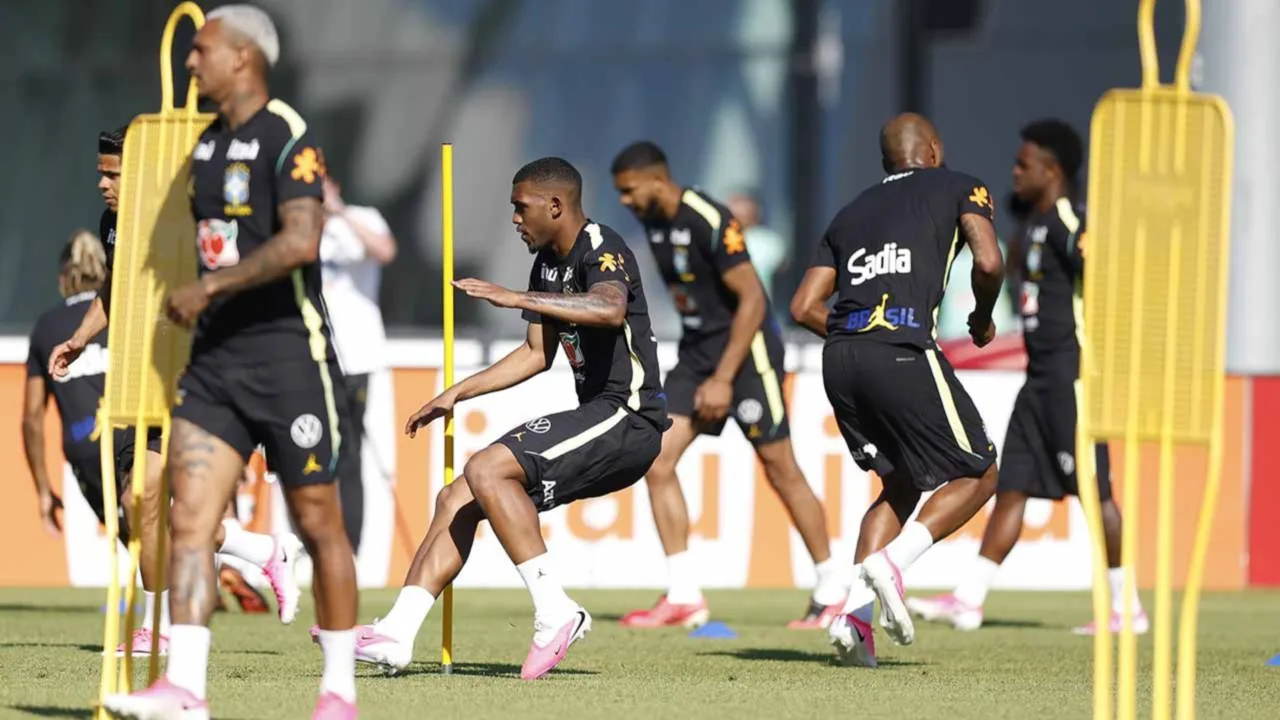 Ancelotti testa mudanças na Seleção antes de enfrentar Egito