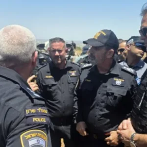 Ataque a tiros deixa um morto e cinco feridos em Israel