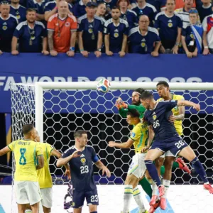 Brasil alcança marca inédita de 50 jogos sem sofrer gols em Copas do Mundo