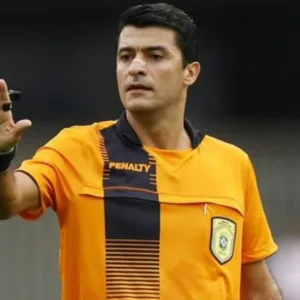 CBF anuncia Sandro Ricci para liderar a arbitragem.| Foto: Reprodução SBT Sports / Divulgação