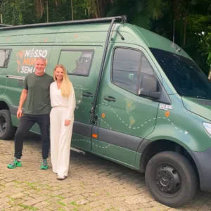 Casal de Blumenau vende tudo para viver sonho sobre rodas: "Não existe um momento ideal"