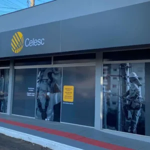 Celesc altera horário de atendimento nas lojas comerciais nesta segunda-feira (29)