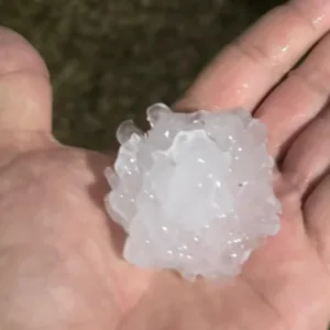 Defesa Civil monitora tempestade com chuva intensa e granizo no Norte de SC - Imagem: reprodução/ Defesa Civil