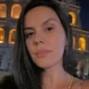 Estudante de medicina é morta a facadas e namorado acaba preso
