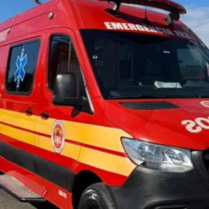 Explosão em empresa deixa dois homens feridos em Chapecó