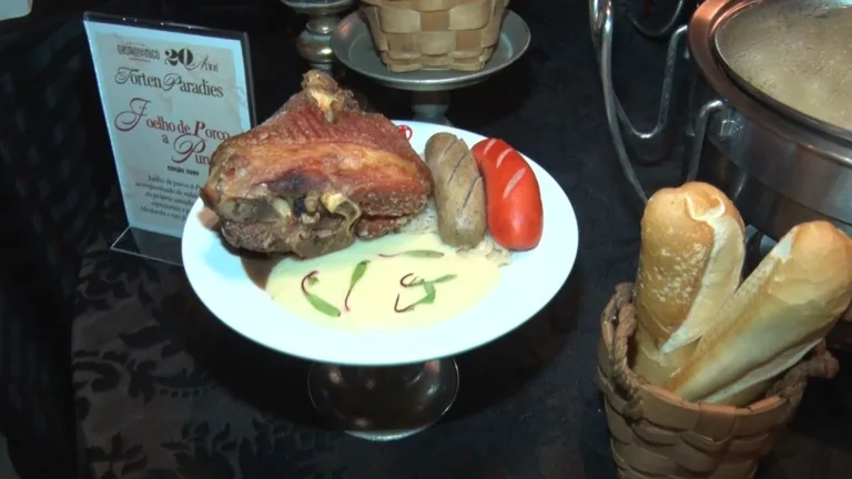 Festival Gastronômico de Pomerode 2026 terá mais de 100 pratos e 12 restaurantes