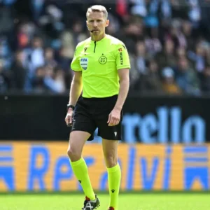 Fifa define arbitragem para Brasil x Haiti na Copa.| Foto: SBT Sports / Reprodução / Divulgação