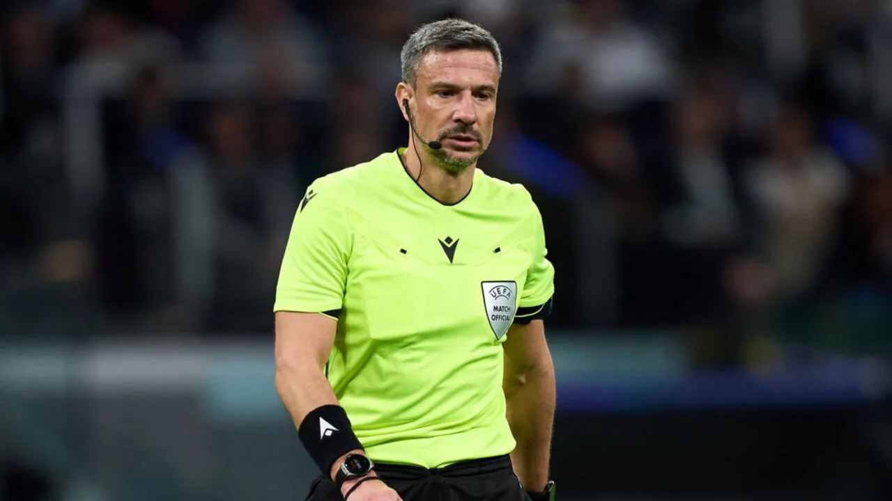Fifa define arbitragem para estreia do Brasil na Copa