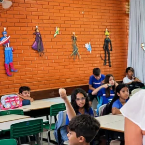 Florianópolis cria bônus de até R$ 6 mil para professores