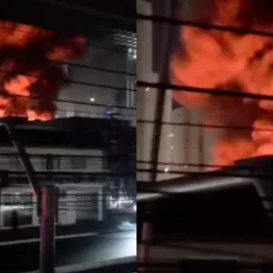 VÍDEO: Incêndio de grandes proporções destrói igreja em Balneário Camboriú