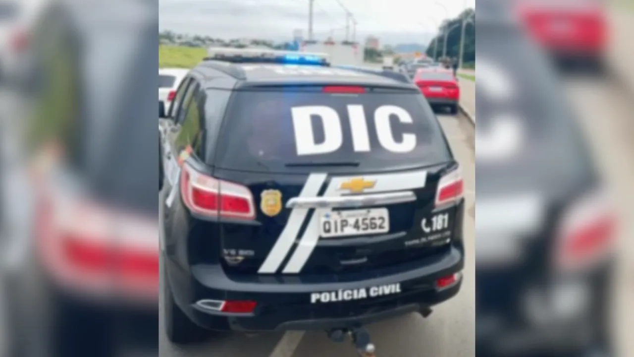 Homem é encontrado morto dentro de carro em Jaraguá do Sul