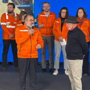 Lula participa do lançamento da Fragata Cunha Moreira em SC