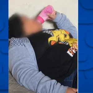 MP analisa caso de mulher que fingiu ser criança em Joinville
