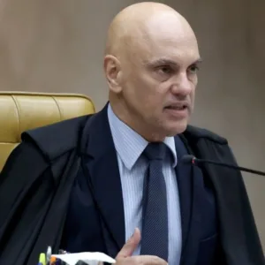 Moraes arquiva inquérito contra deputados do PL por 81