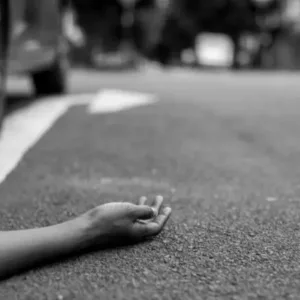 Motorista encontra homem morto após sentir que passou sobre algo em rodovia de SC