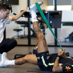 Neymar avança na recuperação e fica mais perto do retorno