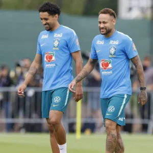 Neymar participa de treino e pode ganhar minutos contra a Escócia.| Foto: Rafael Ribeiro / CBF /Divulgação
