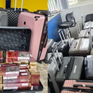 PRF flagra carga de cigarros contrabandeados em ônibus que vinha do Paraná