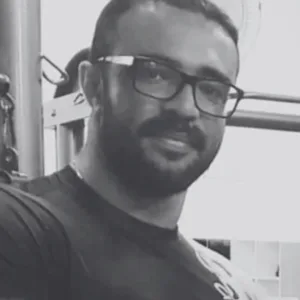 Personal trainer morre após ser espancado e receber injeções de insulina