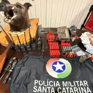 Polícia desarticula esquema de caça ilegal em SC