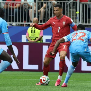 Portugal estreia com empate diante da RD Congo.| Foto: Divulgação / Reprodução SBT Sports