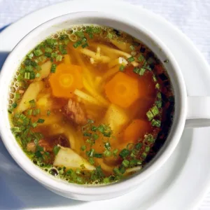 Receitas de sopas para se esquentar nesse frio