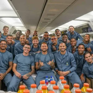 Seleção Brasileira desembarca nos EUA para disputa da Copa do Mundo.| Foto: Reprodução SBT Sports / Divulgação