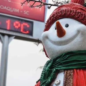 Semana começa com frio intenso e temperaturas abaixo de 0°C em SC