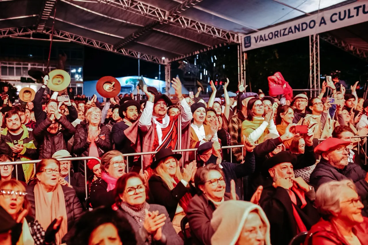Três Léguas de Solidão vence a 32ª Sapecada da Canção Nativa em Lages