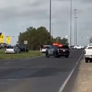 Uma pessoa morre e nove ficam feridas após tiroteio nos EUA | Foto: Reprodução/Redes sociais via SBT News