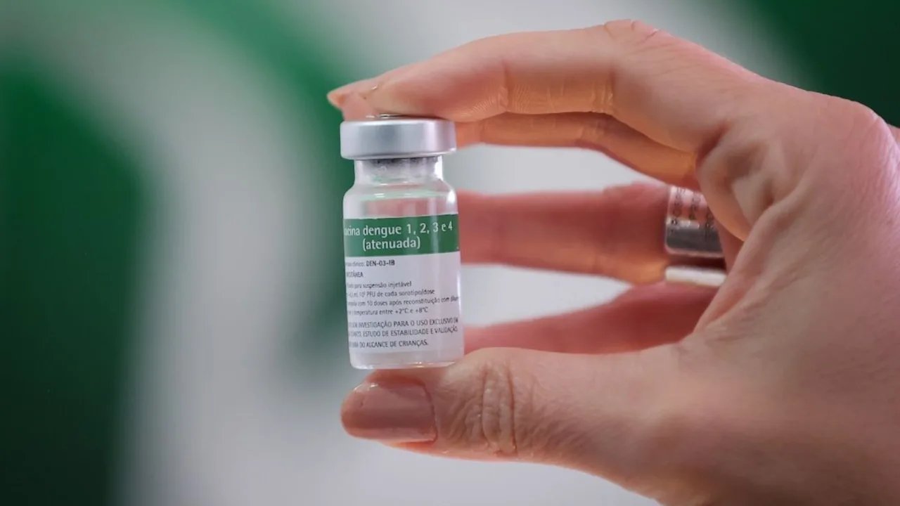 Vacina contra dengue tem aplicação suspensa no Brasil