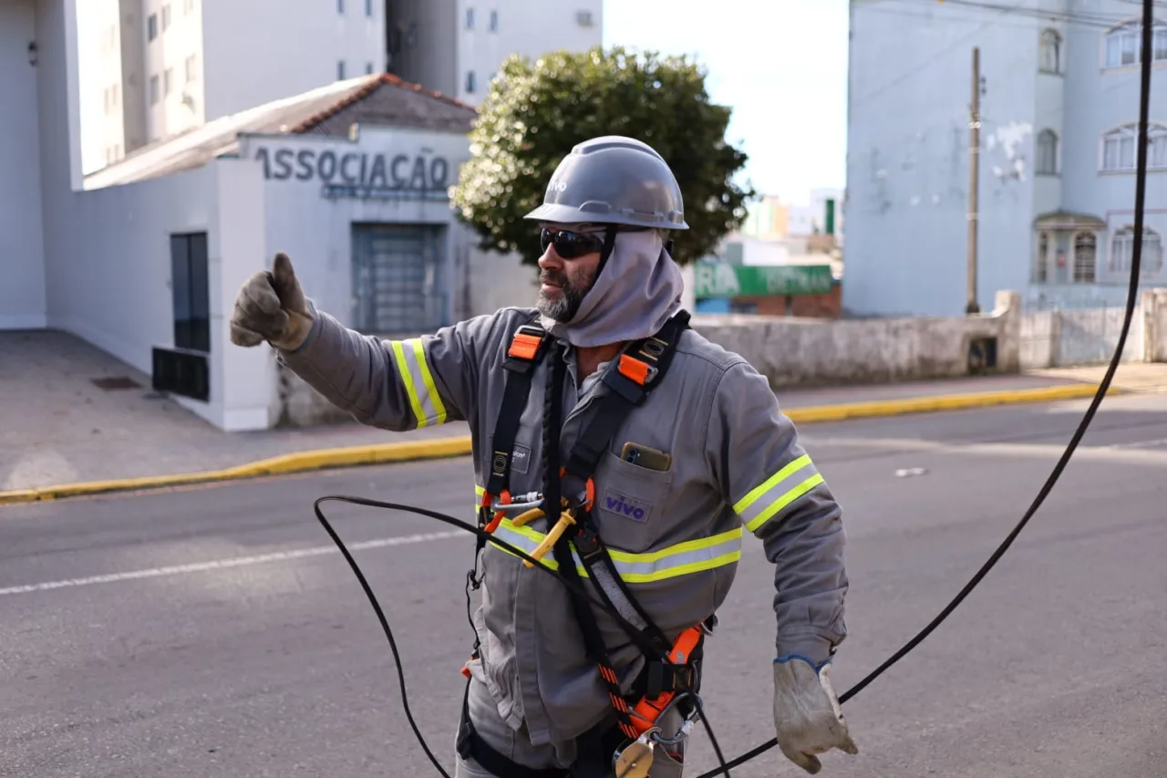 Operação Limpa Fio retira mais de 6,5 toneladas de cabos em Lages