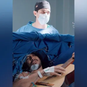 Cantor toca viola enquanto passa por cirurgia no cérebro no Paraná