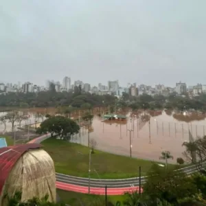 Enchentes no Rio Grande do Sul nível do Rio Taquari preocupa Defesa Civil gaúcha
