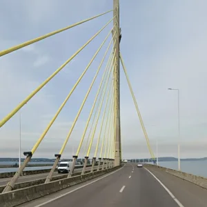 Fotos de cabos rompidos e novos documentos levantam dúvidas sobre interdição de Ponte Anita Garibaldi