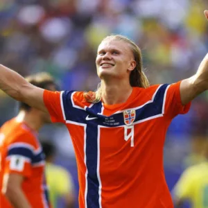 Haaland diz que pressão agora é da Inglaterra na Copa