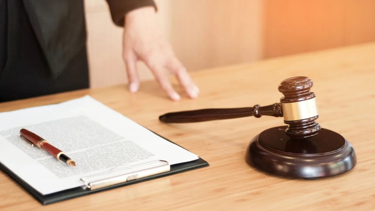 Homem faz empréstimos no nome da ex e Justiça manda devolver R$ 88 mil em SC