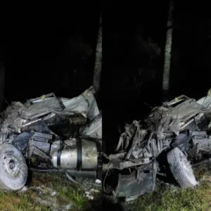 Homem morre após carreta sair de pista e cair em ribanceira em SC
