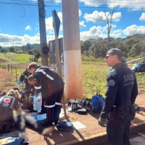 Homem morre em grave acidente de moto em Chapecó