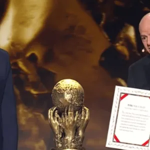 Infantino comenta ligação de Trump sobre Balogun